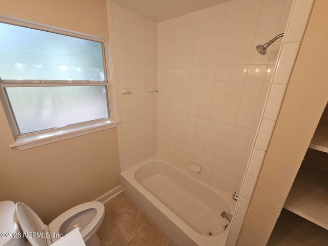 3139 CESERY Boulevard, Jacksonville, FL 32277