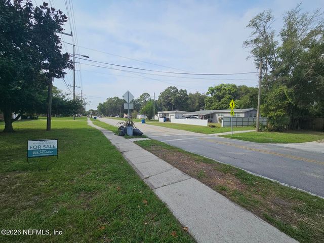 3139 CESERY Boulevard, Jacksonville, FL 32277