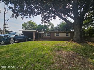 3139 CESERY Boulevard, Jacksonville, FL 32277