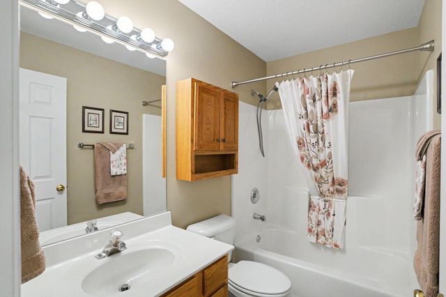 4100 MONSOON LN, Columbia, MO 65202