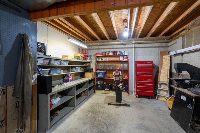 4100 MONSOON LN, Columbia, MO 65202