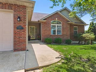 4100 MONSOON LN, Columbia, MO 65202