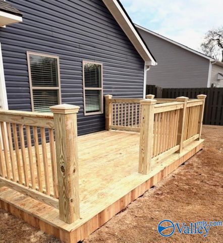 186 Labrador Lane N, Harvest, AL 35749