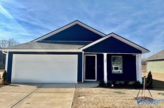 186 Labrador Lane N, Harvest, AL 35749