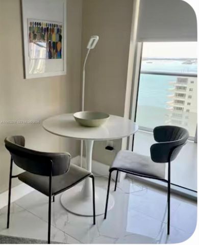 1300 Brickell Bay Dr 1806, Miami, FL 33131