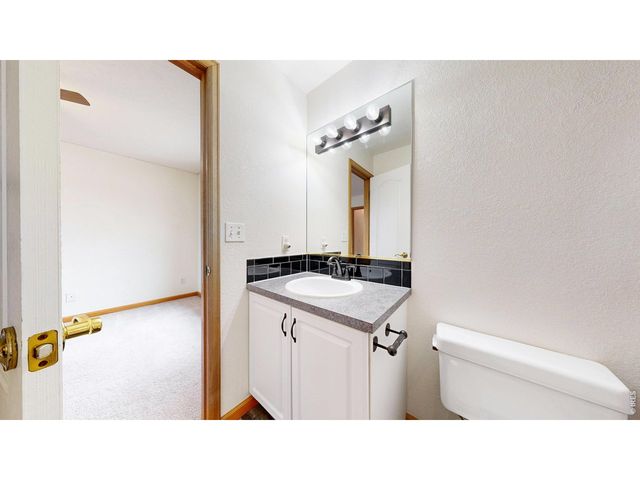 5017 W 6th St Rd, Greeley, CO 80634