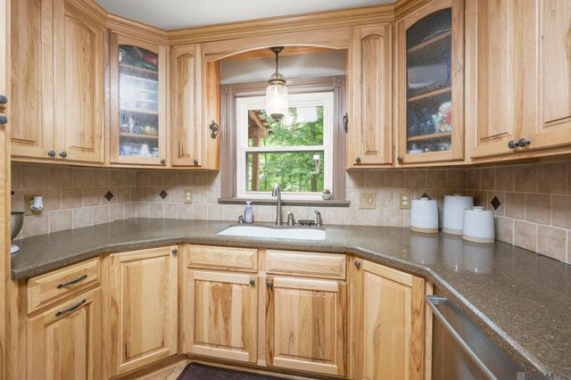 7000 Barrow Creek Dr, St Francisville, LA 70775