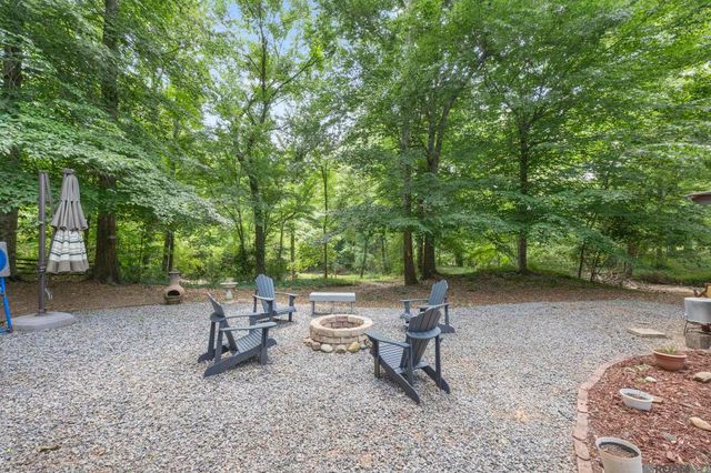7000 Barrow Creek Dr, St Francisville, LA 70775