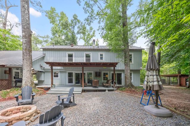 7000 Barrow Creek Dr, St Francisville, LA 70775