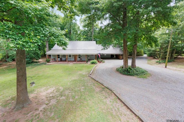 7000 Barrow Creek Dr, St Francisville, LA 70775