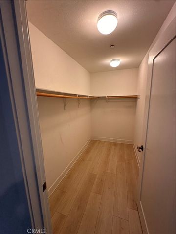 27 SOHO, Irvine, CA 92612