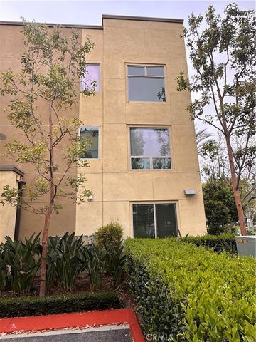 27 SOHO, Irvine, CA 92612