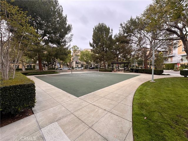 27 SOHO, Irvine, CA 92612