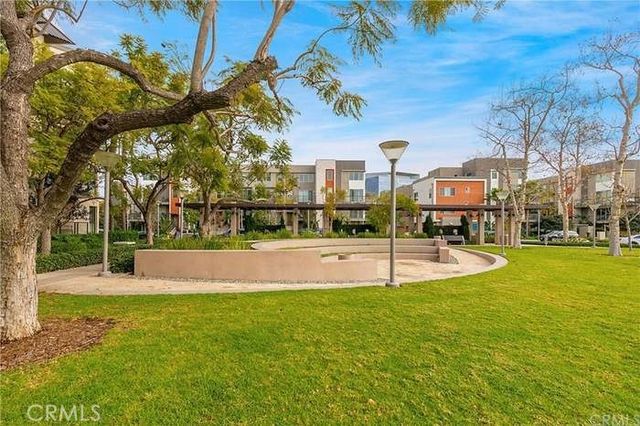 27 SOHO, Irvine, CA 92612
