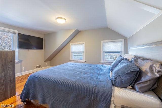 49 Kearney St, Dover Town, NJ 07801