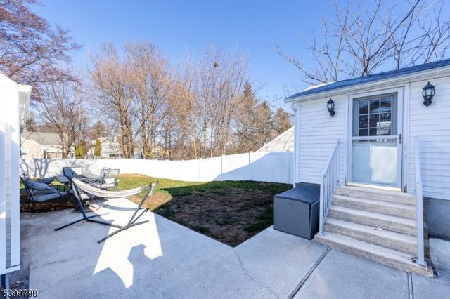 49 Kearney St, Dover Town, NJ 07801