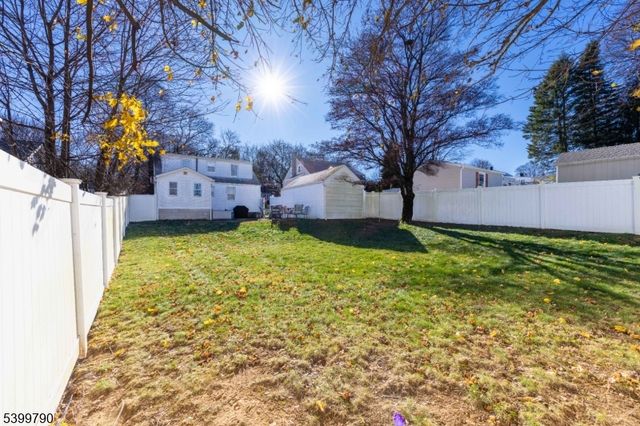 49 Kearney St, Dover Town, NJ 07801