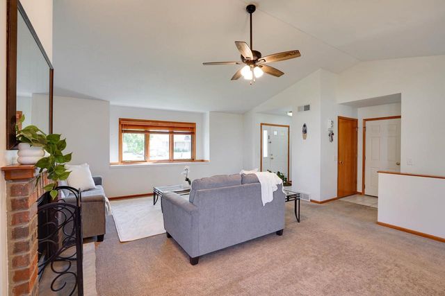 3140 Rebel Drive, Sun Prairie, WI 53590