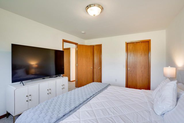 3140 Rebel Drive, Sun Prairie, WI 53590