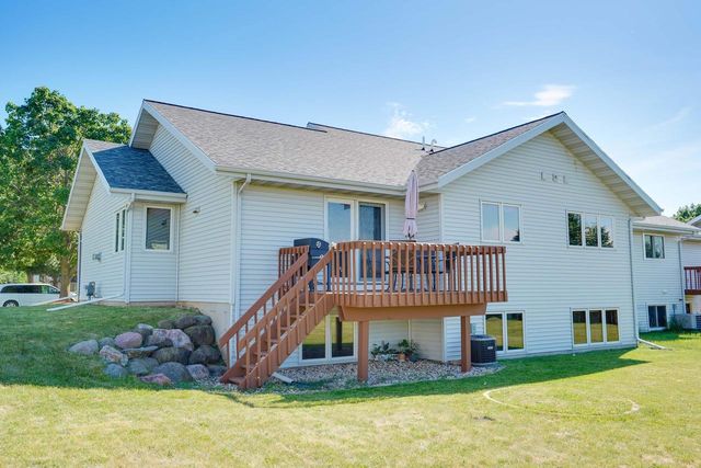 3140 Rebel Drive, Sun Prairie, WI 53590
