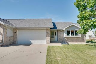 3140 Rebel Drive, Sun Prairie, WI 53590