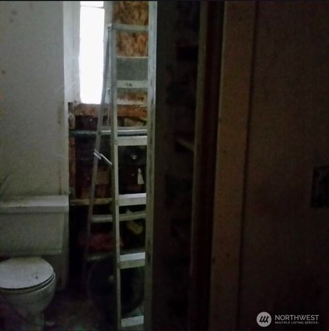 4557 33rd Avenue S, Seattle, WA 98118