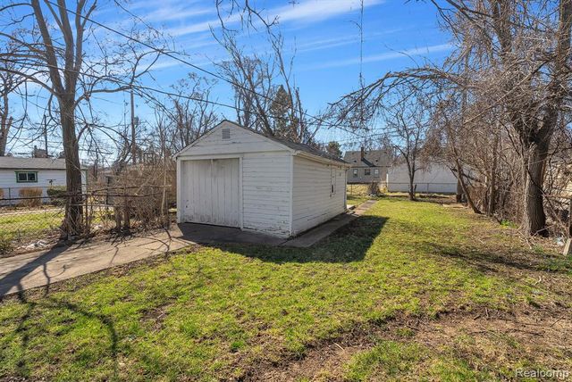 11657 Stout Street, Detroit, MI 48228