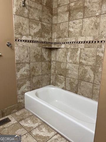 74 Fair Oaks Drive SE, Conyers, GA 30094