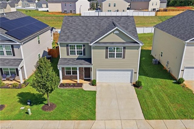 5143 Nokota Place, Greensboro, NC 27405