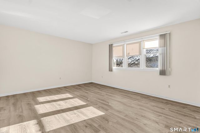 4023 Park Avenue 4023, Fairfield, CT 06825