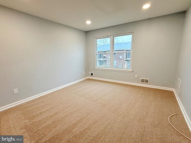 104 SANDSTONE CT, Lumberton, NJ 08048