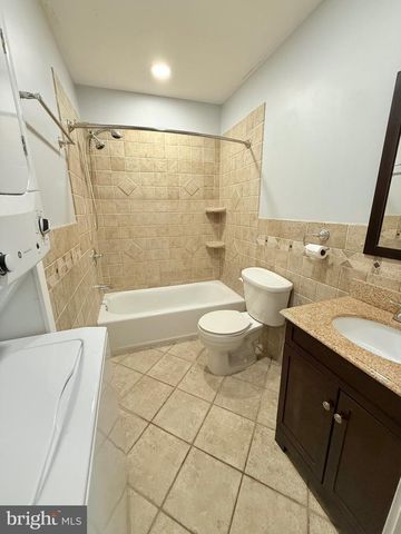 104 SANDSTONE CT, Lumberton, NJ 08048