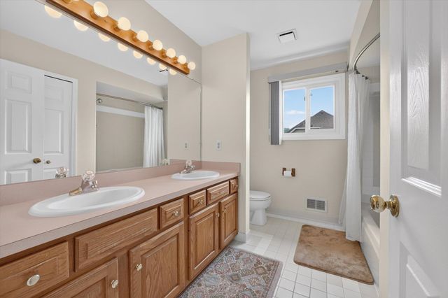 4379 Chablis Drive, Sterling Heights, MI 48314