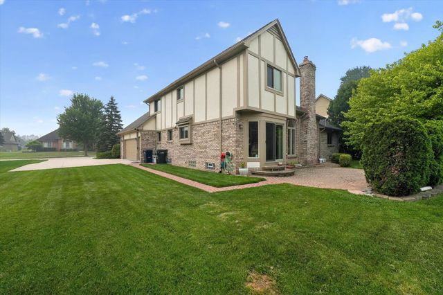 4379 Chablis Drive, Sterling Heights, MI 48314