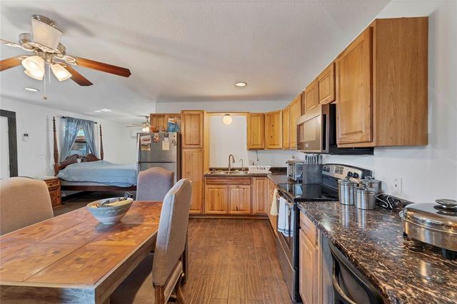 1750 Loop 165 LOOP B, Dripping Springs, TX 78620