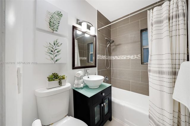 7381 SW 34th Ter, Miami, FL 33155