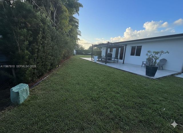 7381 SW 34th Ter, Miami, FL 33155