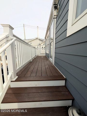 109 W Tarpon Way, Lavallette, NJ 08735