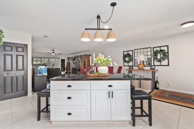 2186 SE Wild Meadow Circle, Port St Lucie, FL 34952