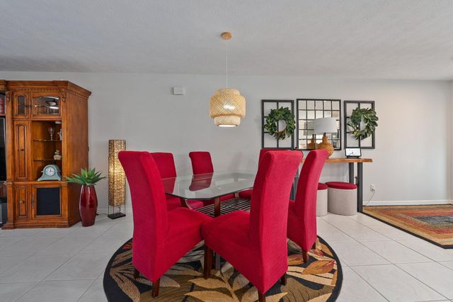 2186 SE Wild Meadow Circle, Port St Lucie, FL 34952