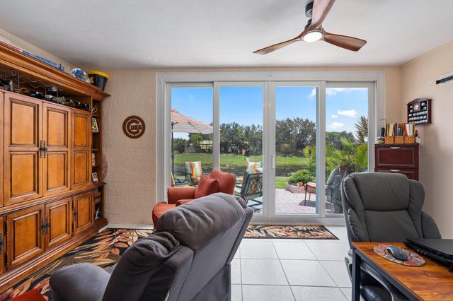 2186 SE Wild Meadow Circle, Port St Lucie, FL 34952