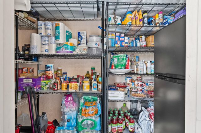 2186 SE Wild Meadow Circle, Port St Lucie, FL 34952