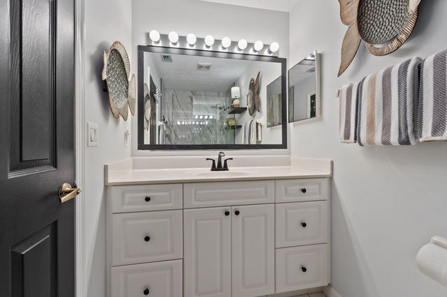 2186 SE Wild Meadow Circle, Port St Lucie, FL 34952