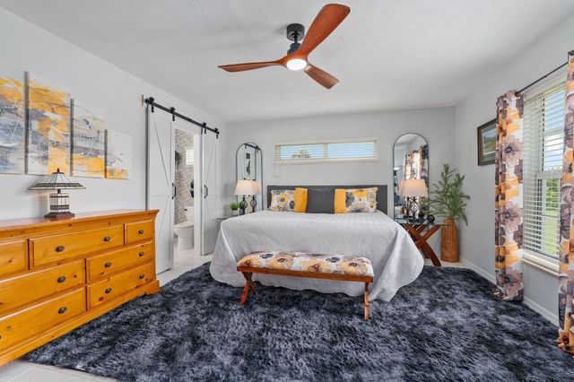 2186 SE Wild Meadow Circle, Port St Lucie, FL 34952