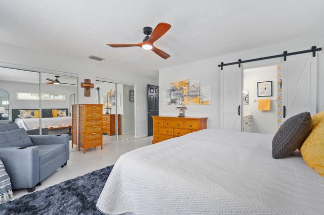 2186 SE Wild Meadow Circle, Port St Lucie, FL 34952