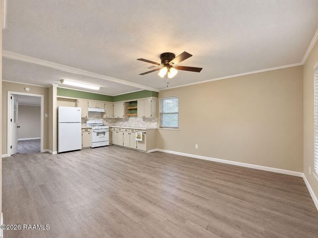 600 E Santa Clara Street, New Iberia, LA 70563