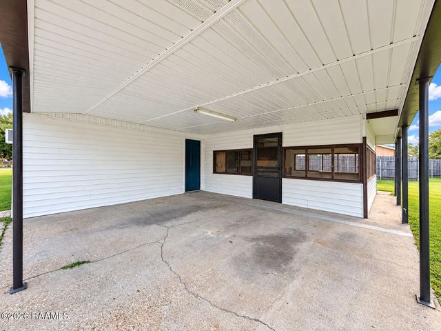 600 E Santa Clara Street, New Iberia, LA 70563
