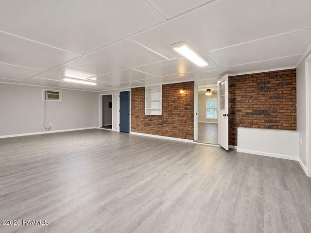 600 E Santa Clara Street, New Iberia, LA 70563