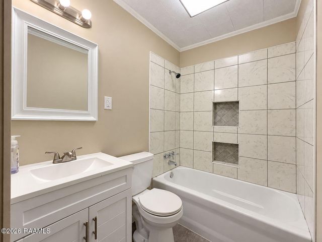 600 E Santa Clara Street, New Iberia, LA 70563