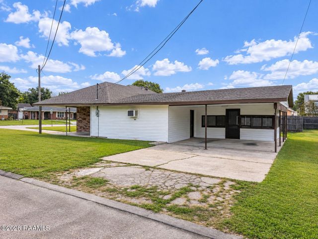 600 E Santa Clara Street, New Iberia, LA 70563